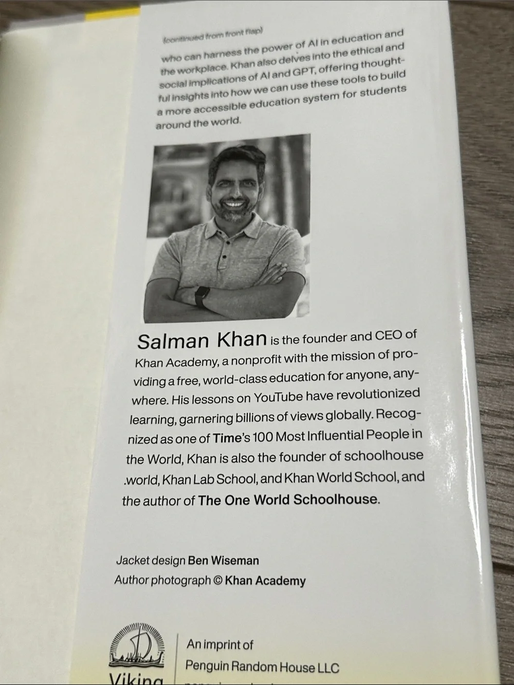 Brave‎ New Words: How AI Will Revolutionize Education Hardcover Book